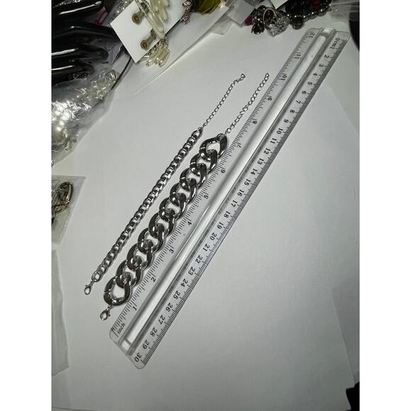 NEW Bracelet 3 Chunky Silver Tone Set Layering Bracelets Jewelry Trend J08 - Picture 4 of 4